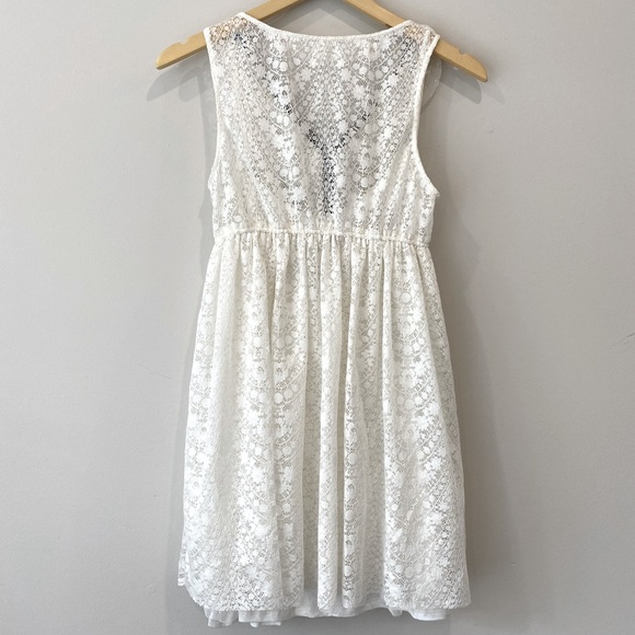 Zara white lace dress - Picture 3 of 5